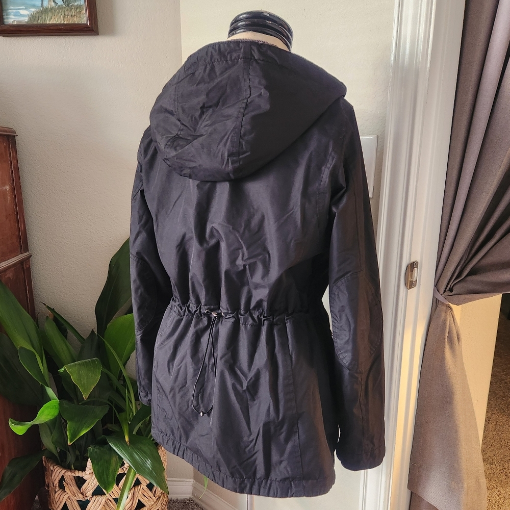 Reversible All-weather Black Coat 𤩠- Picture 8 of 16